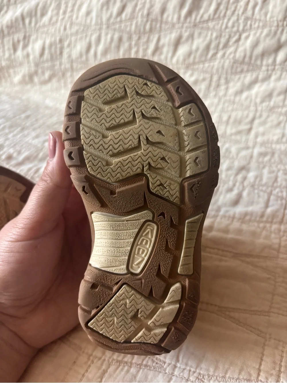 KEEN Toddler Size 9 Closed Toe Water Hiking Sandals Yellow Multicolor
